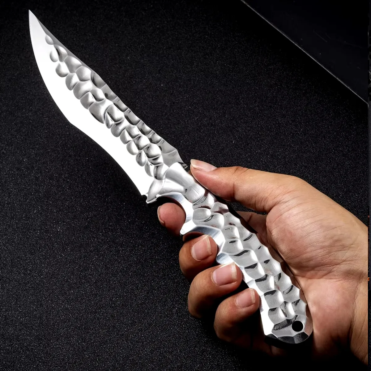 Frostfang Drakonite Edge : VG10 Steel Hunting Knife